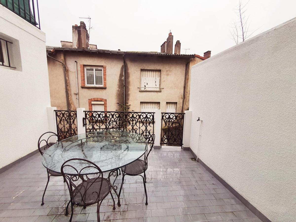 grand T3 avec terrasse CENTRE VILLE Bellac Extérieur photo